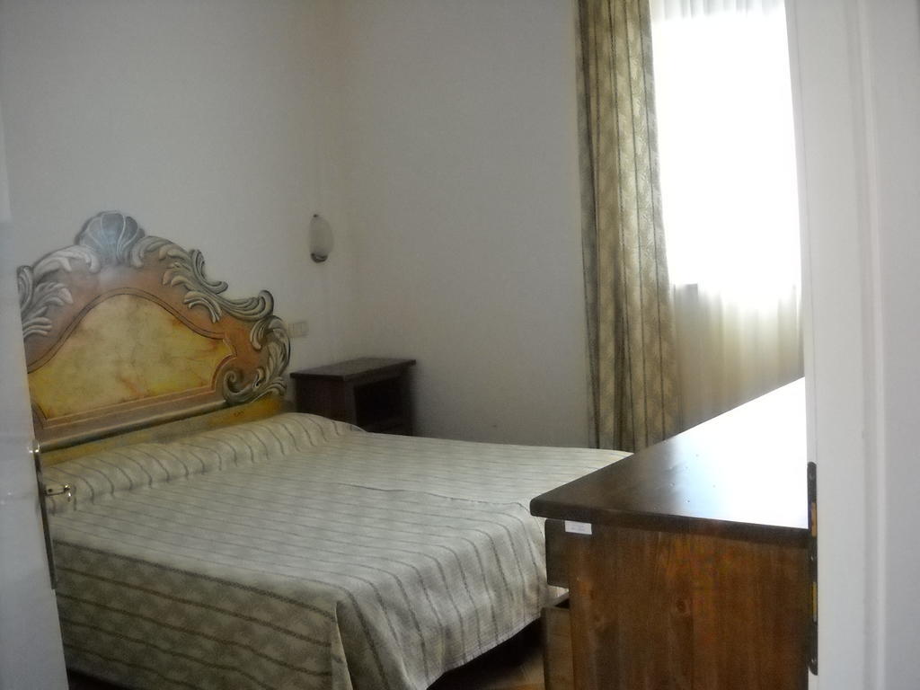 Le Tamerici Guest House พรินซิพินา แทร์รา ห้อง รูปภาพ