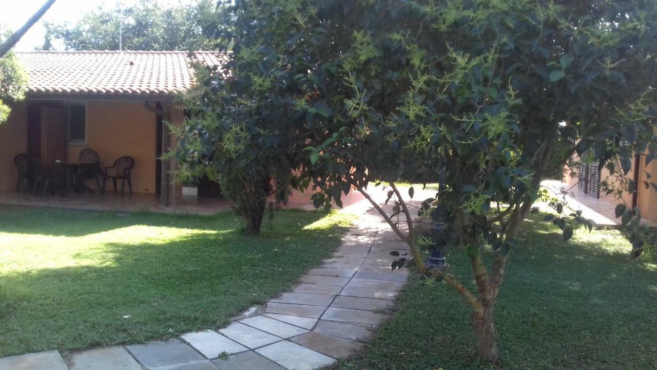 Le Tamerici Guest House พรินซิพินา แทร์รา ภายนอก รูปภาพ